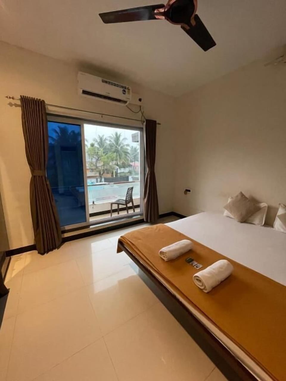 Superior Single Room, Balcony, Mountain View | Free WiFi