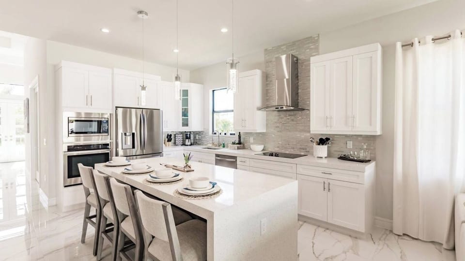 House (4 Bedrooms) | Interior