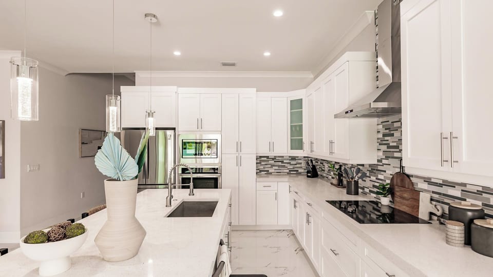 House (4 Bedrooms) | Interior