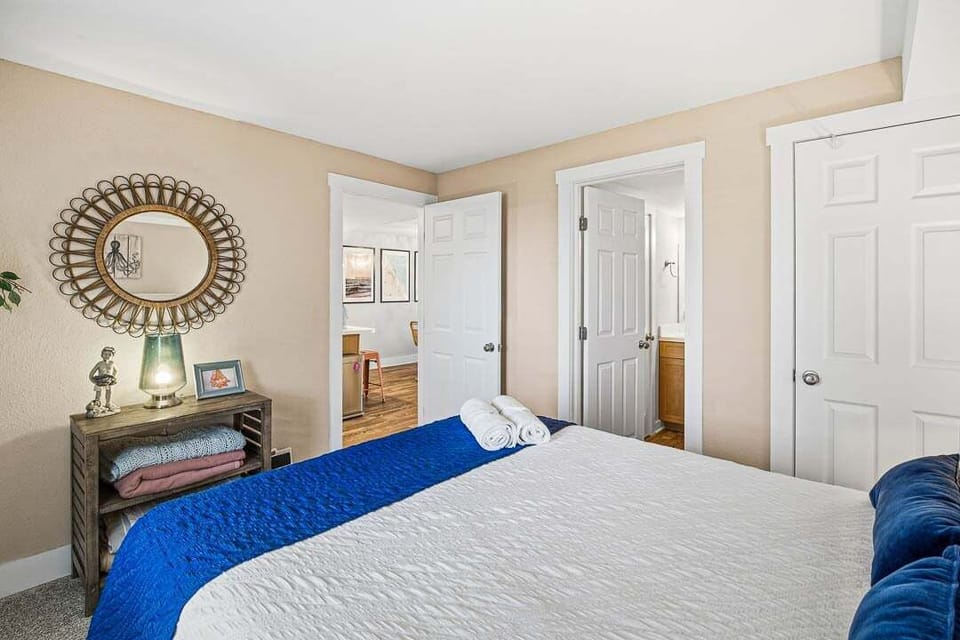 Main-Level Queen Bedroom, shares Access to Hall Full Bathroom