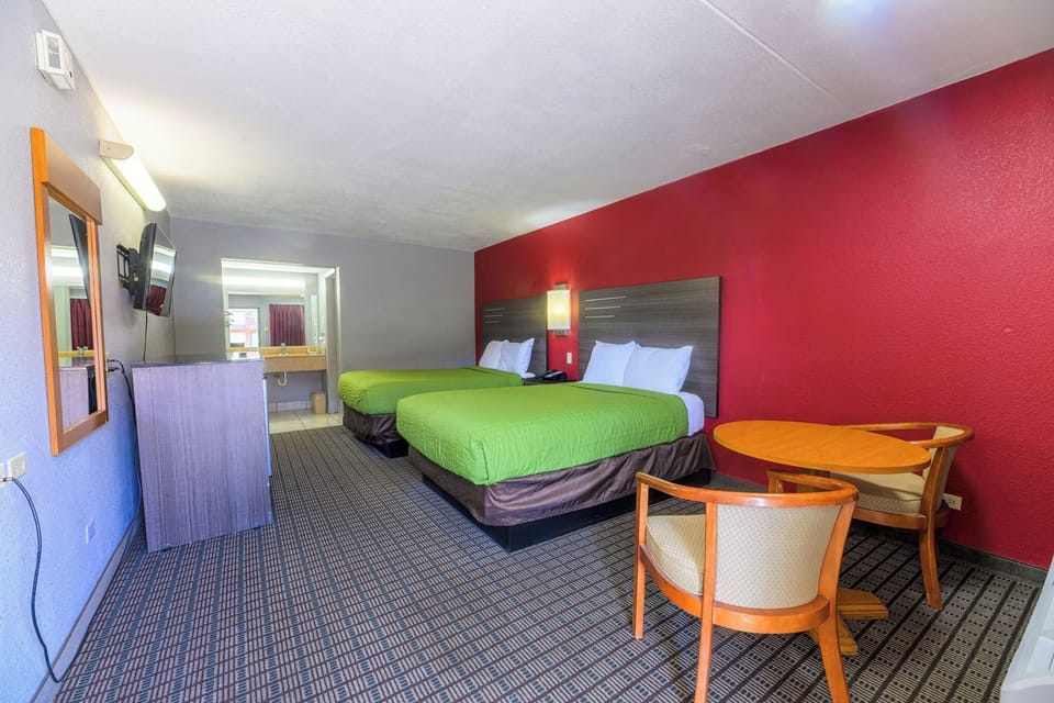 Basic Double Room | WiFi (free)