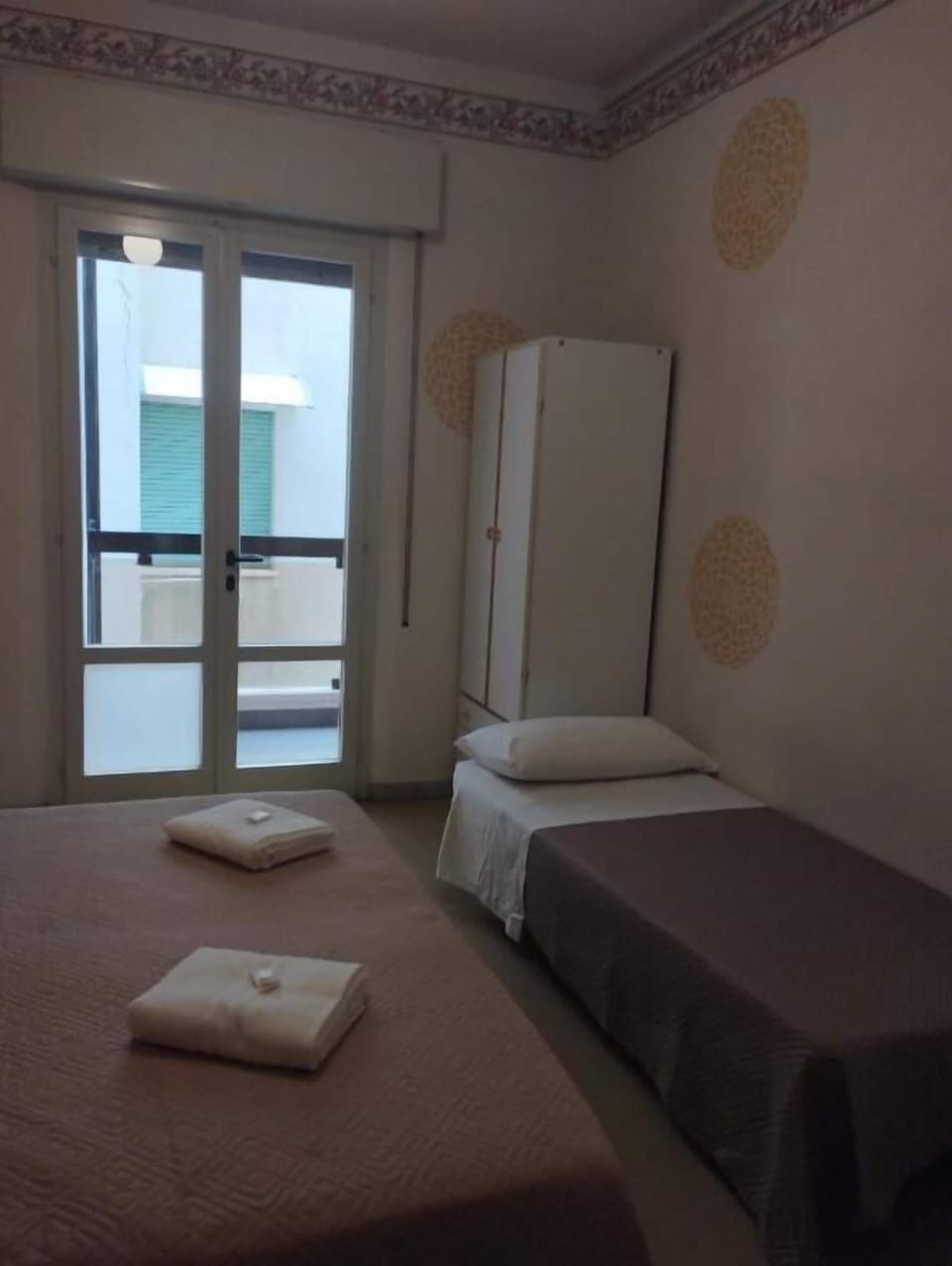 Basic Double or Twin Room, Balcony | In-room safe, desk, free WiFi