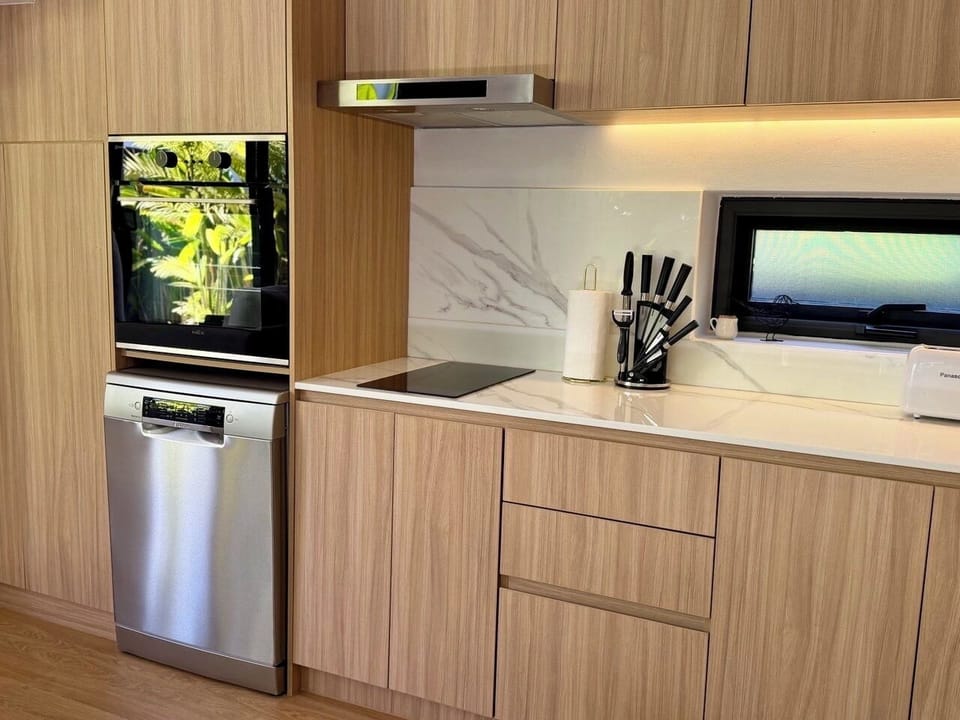 Family Villa, Mountain View | Private kitchen