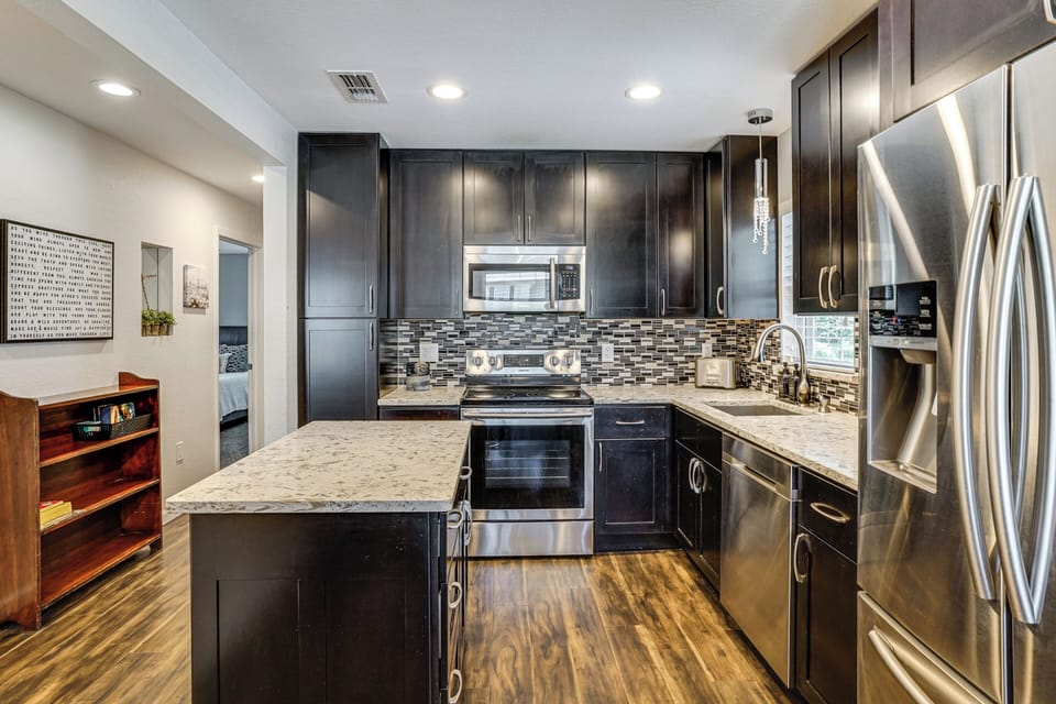 Kitchen | Dishwasher