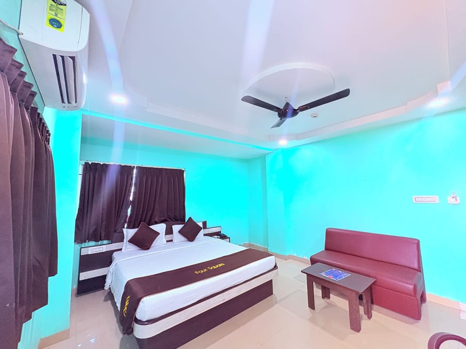 Standard Double Room, City View | Desk, free WiFi
