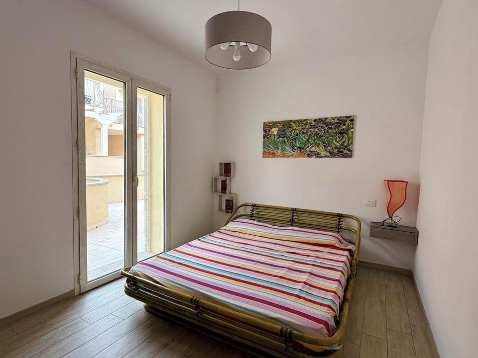 Classic Apartment (21)