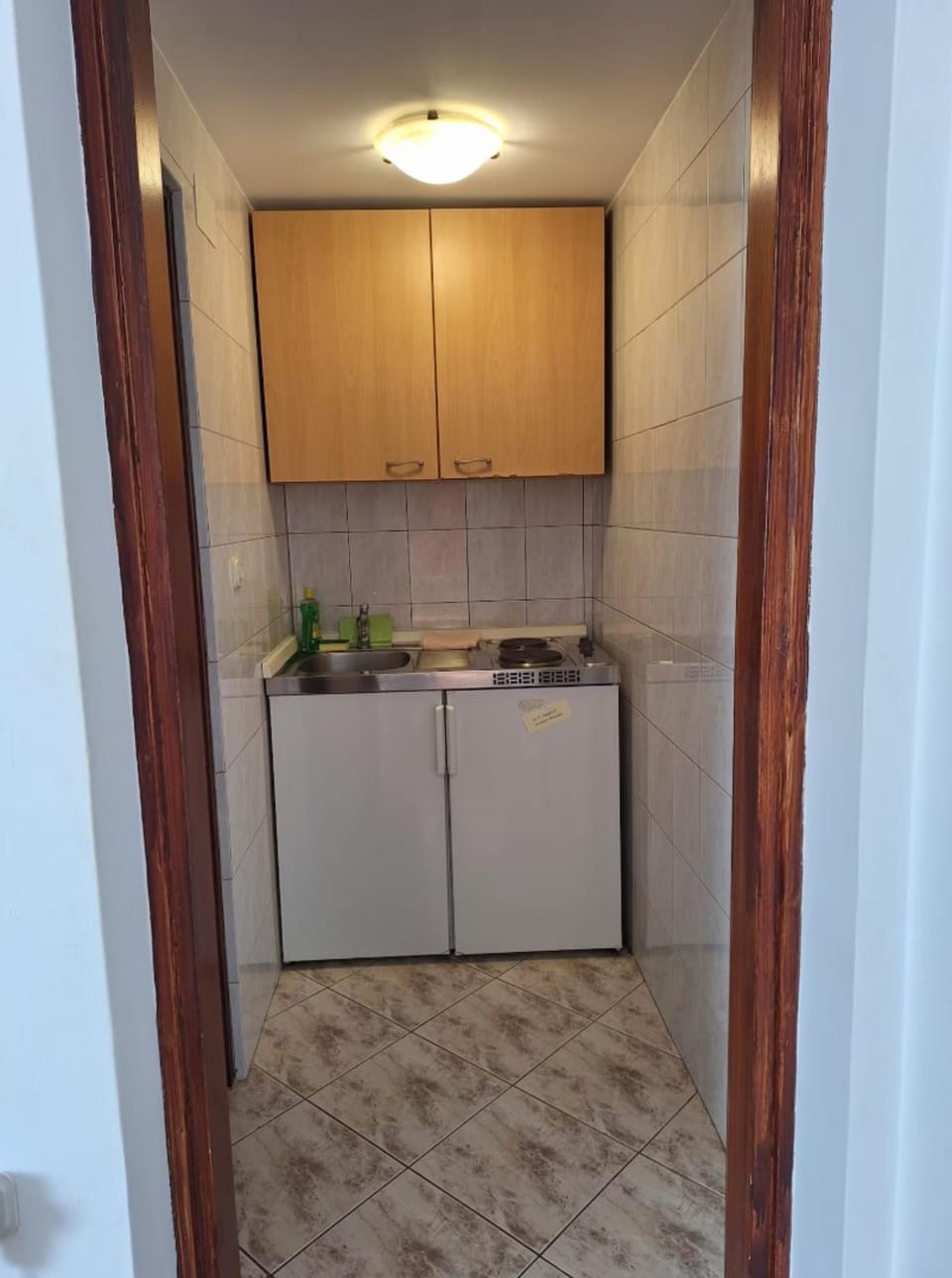 Studio | Private kitchen | Fridge, coffee/tea maker, electric kettle