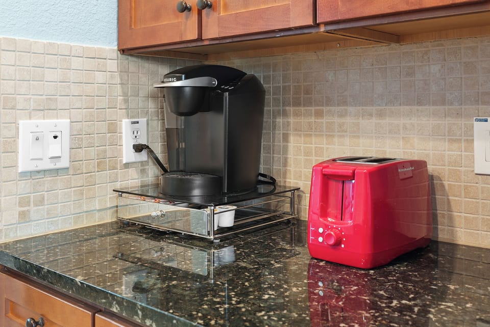 K-cup coffee maker