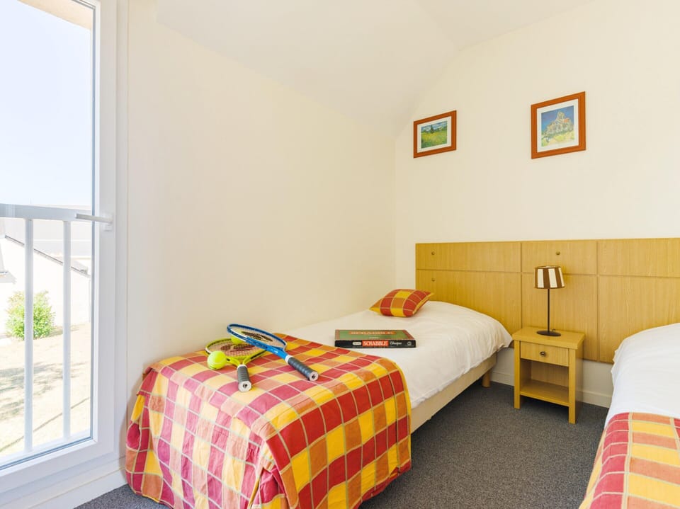 Apartment | 2 bedrooms, individually furnished, iron/ironing board