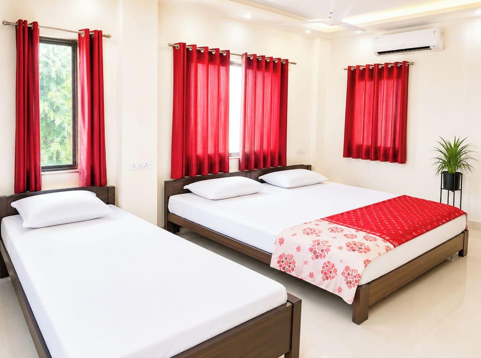 Deluxe Triple Room, Air conditioning | View from room