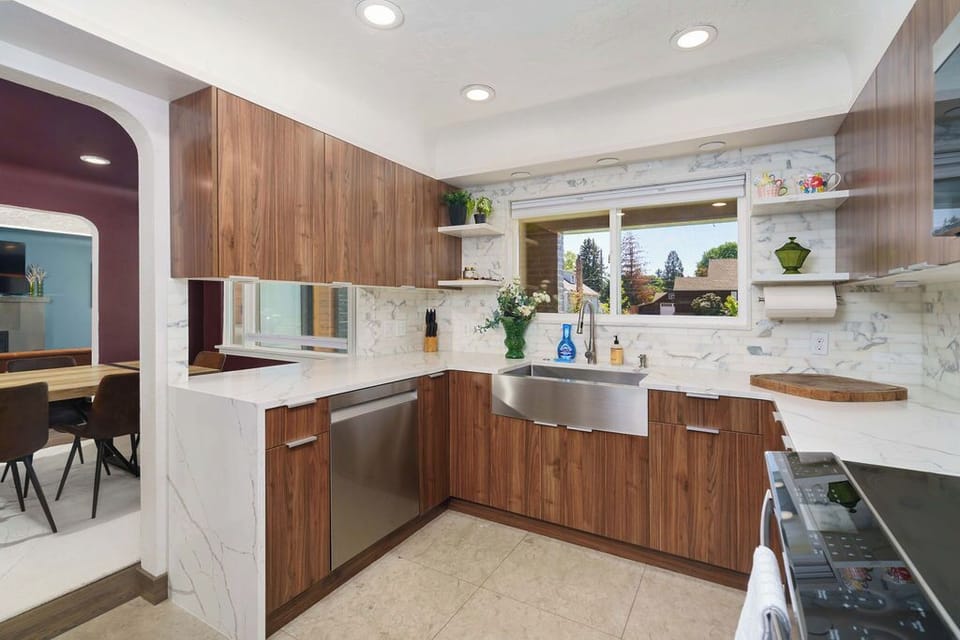 Fully stocked kitchen. 