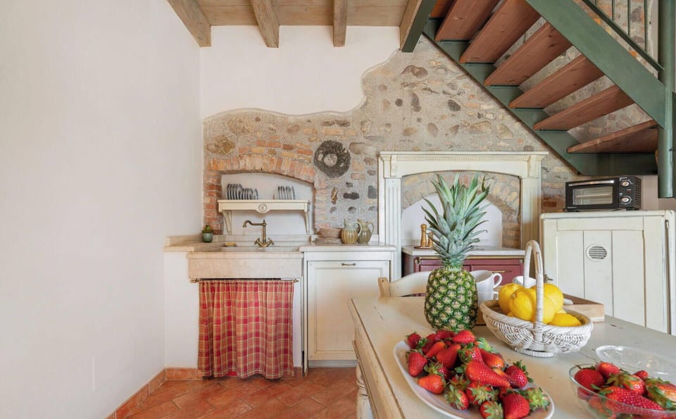 Autumn, Kitchen, Spring, Summer