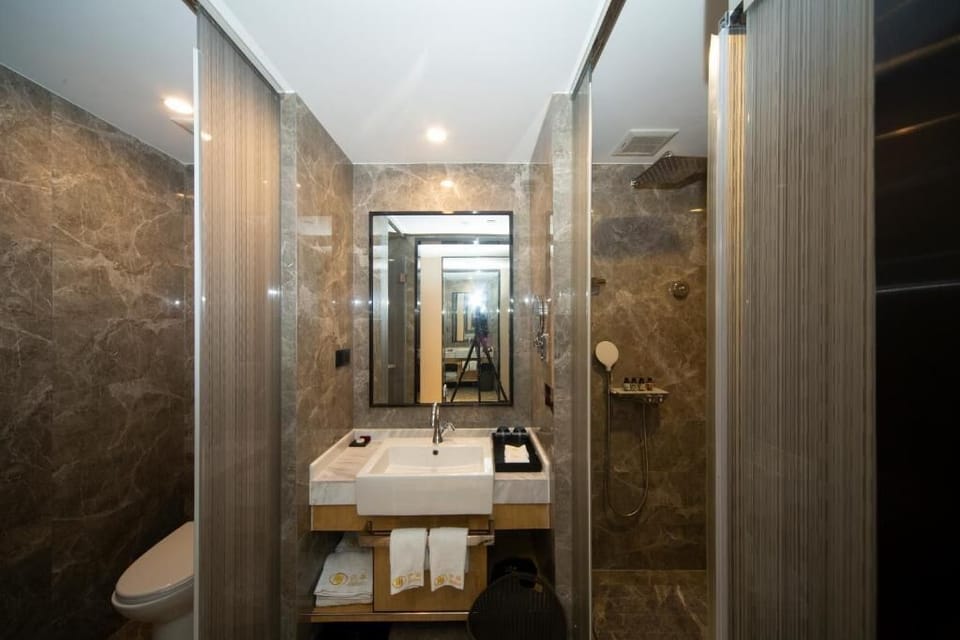 Bathrobes, slippers, bidet