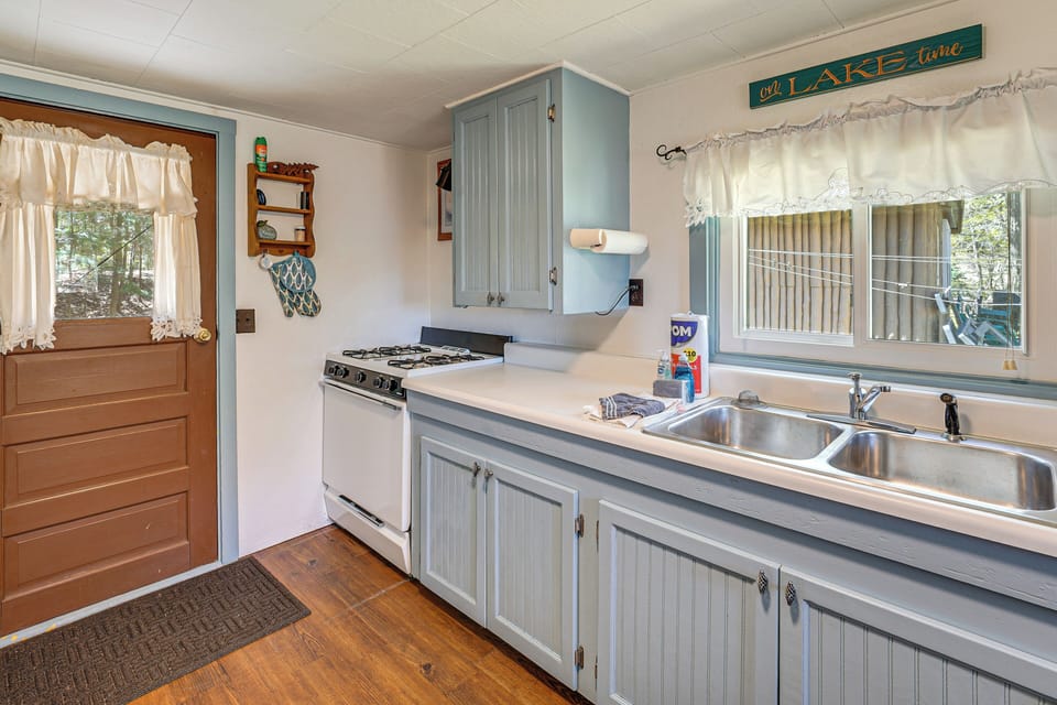 House (2 Bedrooms) | Interior