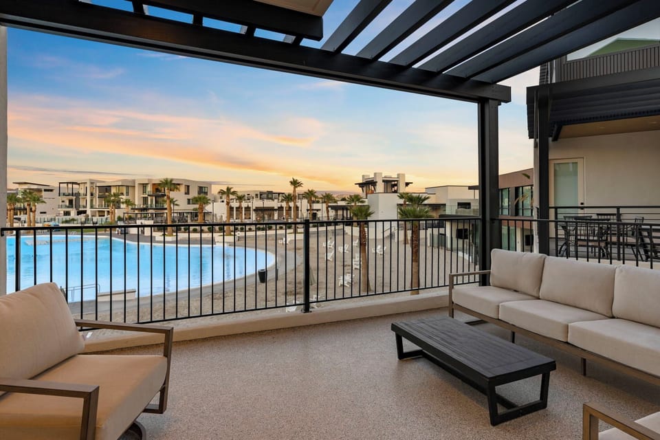 Unit B - Balcony