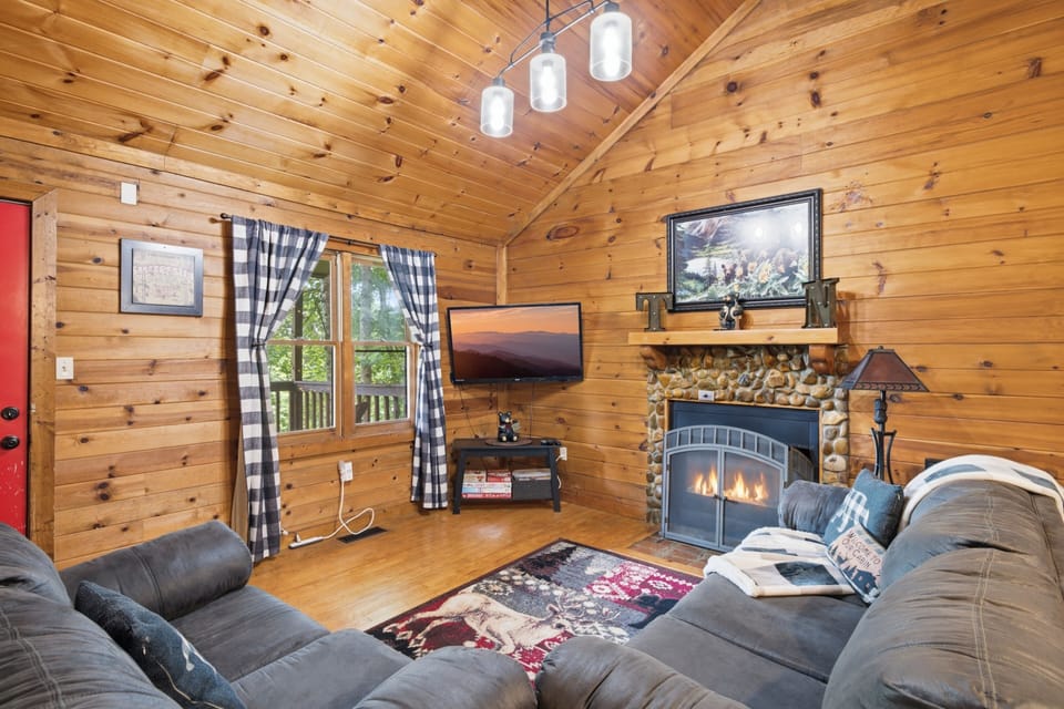 Cabin, 1 Bedroom | Living area | Smart TV