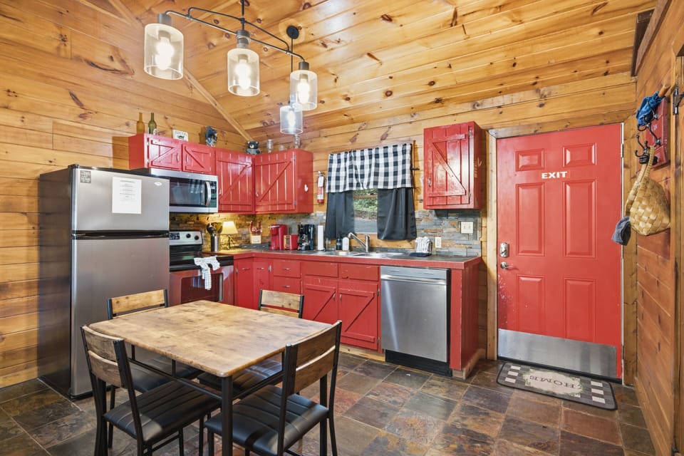Cabin, 1 Bedroom | Private kitchen | Coffee/tea maker, fridge, oven, toaster