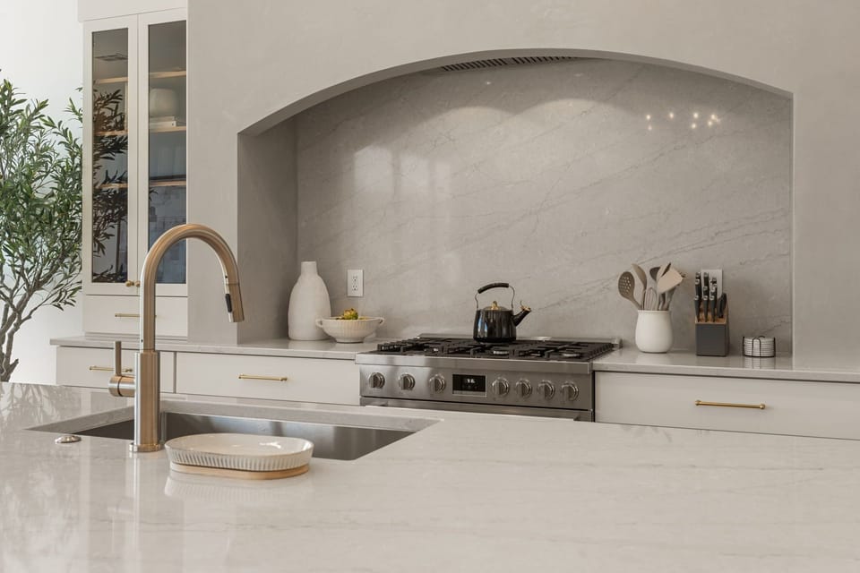 Condo, 3 Bedrooms | Private kitchen | Fridge, oven, coffee/tea maker, toaster