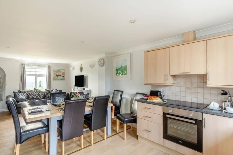 House, 4 Bedrooms, Patio | Interior