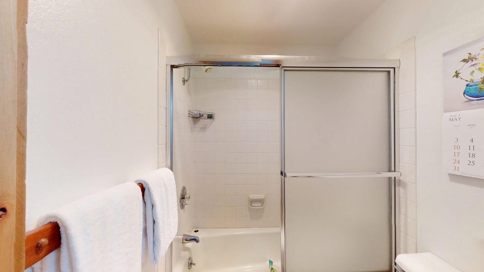 Primary Ensuite Bathroom