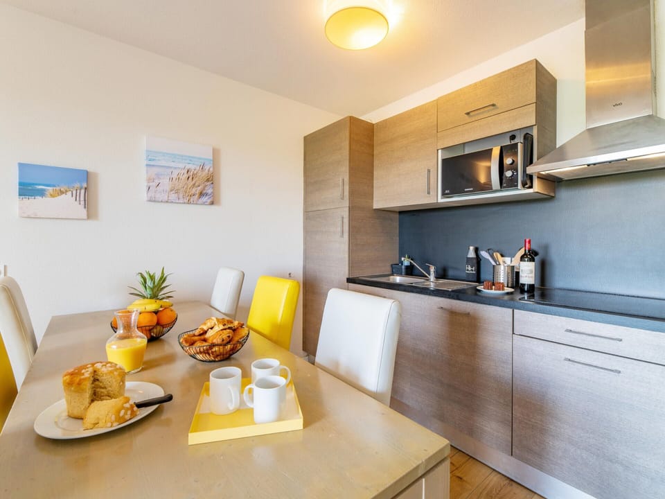 Apartment | Dining