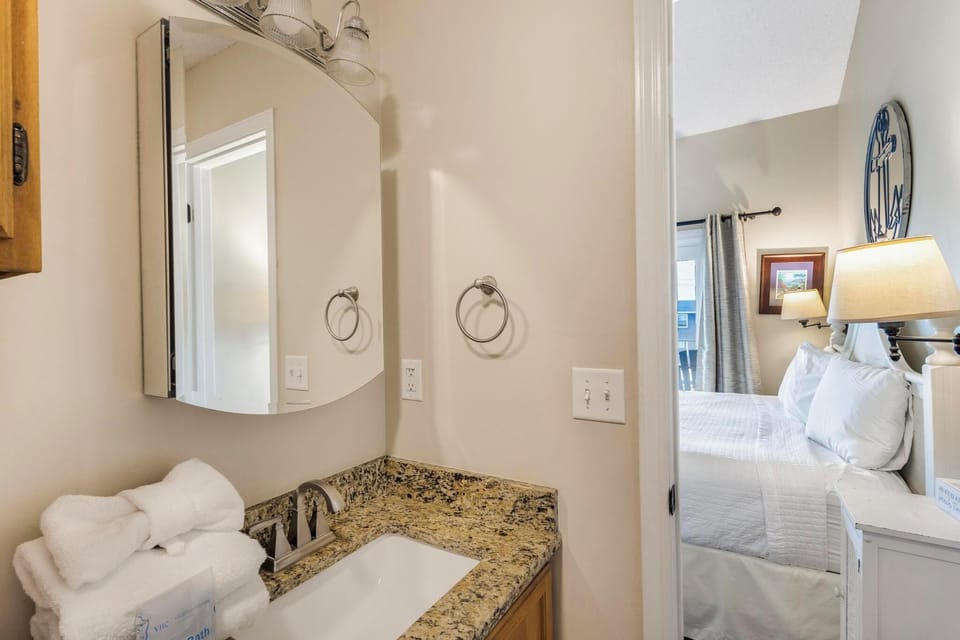 Primary ensuite bathroom