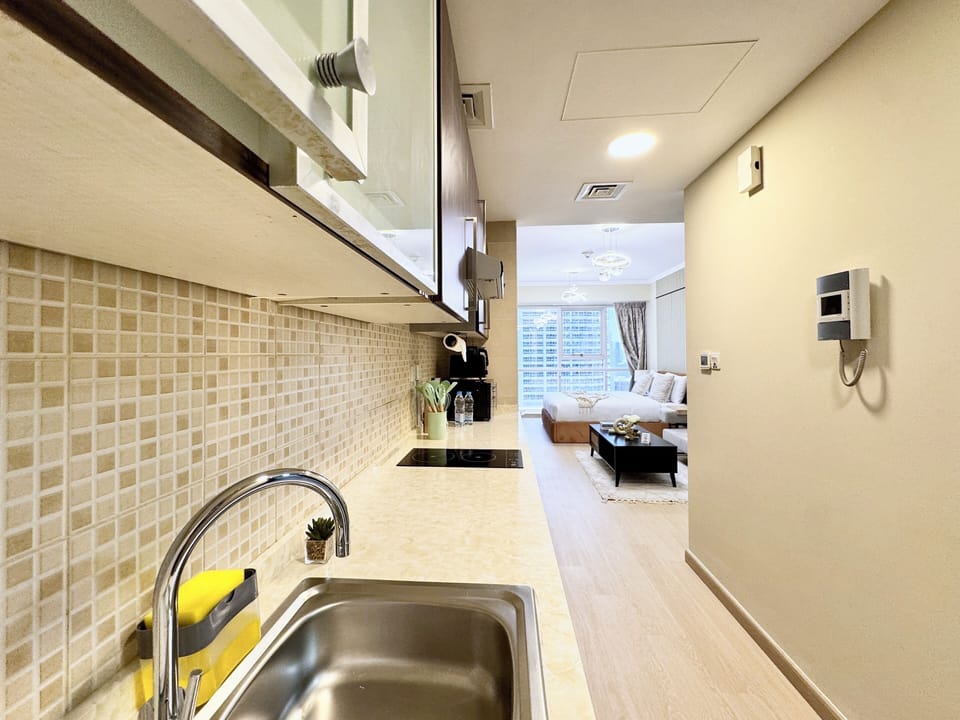 Luxury Apartment, Lake View | In-room safe, blackout drapes, iron/ironing board, free WiFi