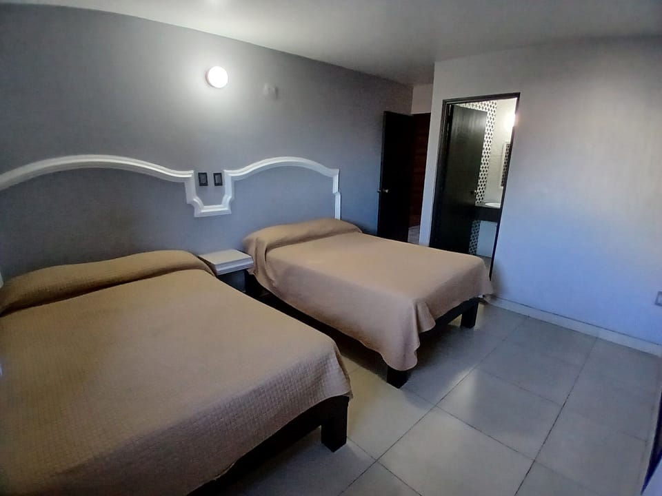 Family Room | Free WiFi