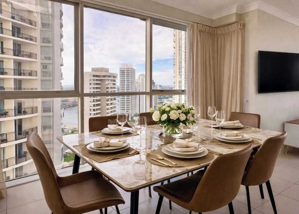Dining area with views, ideal for meals or working remotely