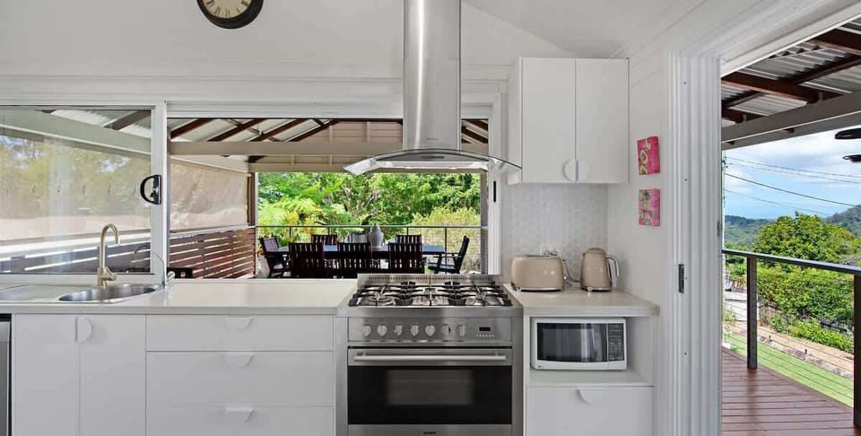 Kitchen with leafy outlook and everything needed for longer stays