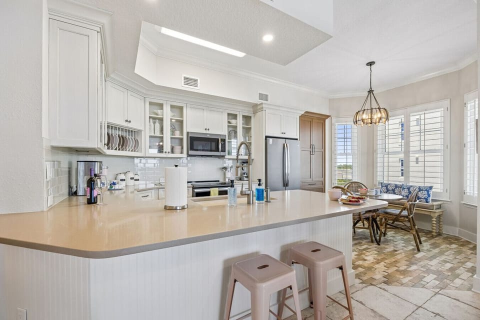 Fully renovated kitchen
