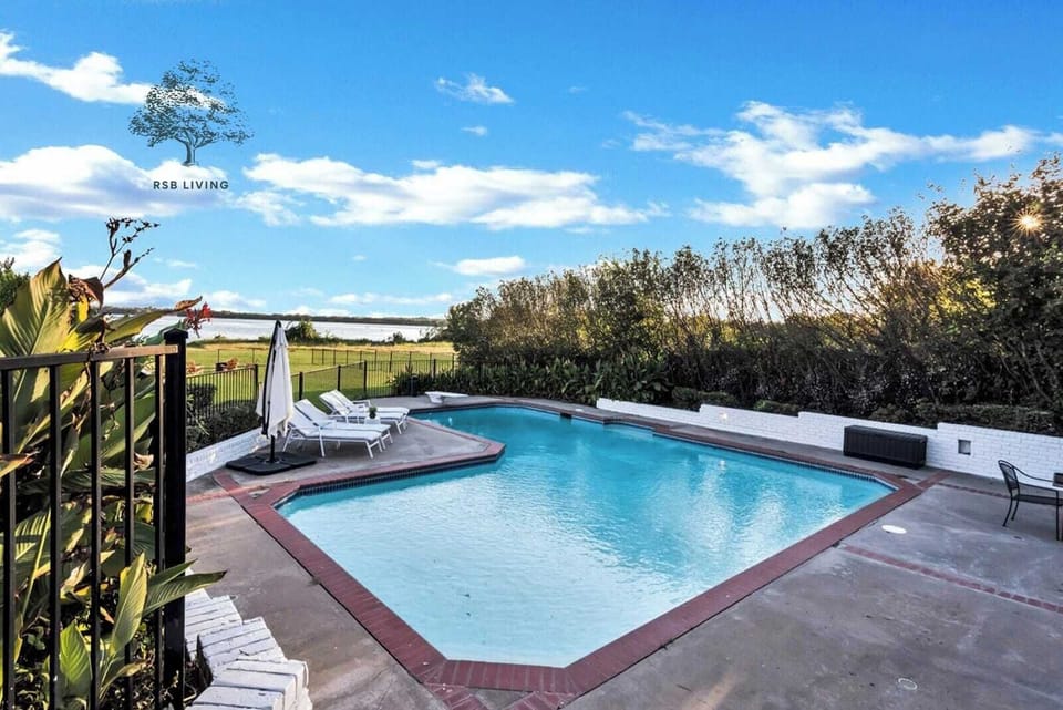 Enjoy your private pool with plenty of space to relax, just steps from the home and perfect for sunny days and refreshing dips.