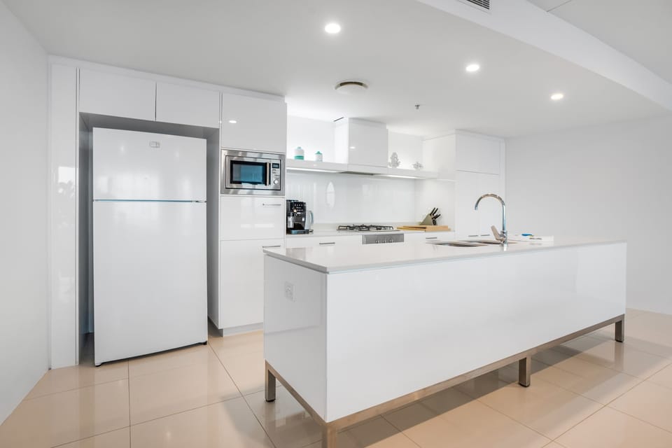 Entertainer’s Kitchen with Premium Appliances