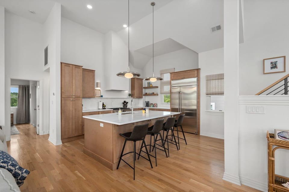 Fully-equipped kitchen