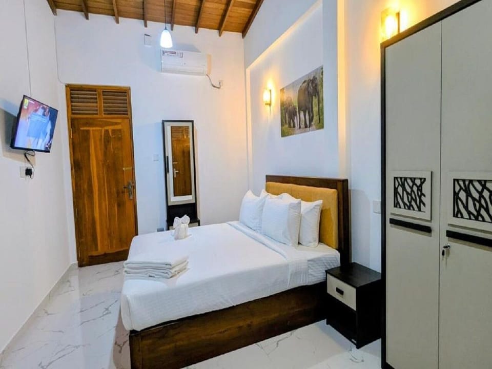 Deluxe Double Room, Balcony, Pool View | Laptop workspace, free WiFi