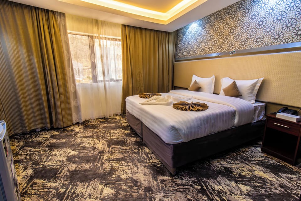 Double Room | Iron/ironing board, free WiFi