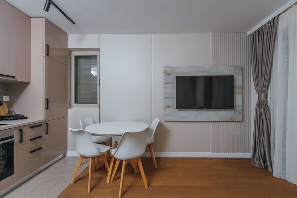 Comfort Apartment, Bay View | Dining