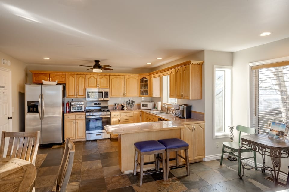 House, 3 Bedrooms | Private kitchen | Coffee/tea maker, fridge, oven, toaster