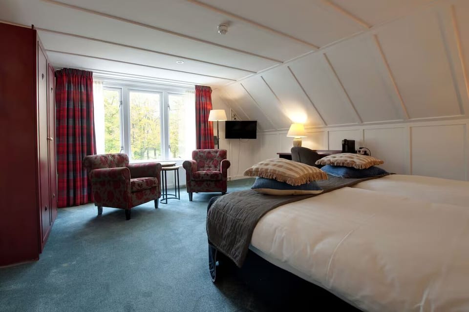 Bedroom. Interior and views may vary based on location and availability