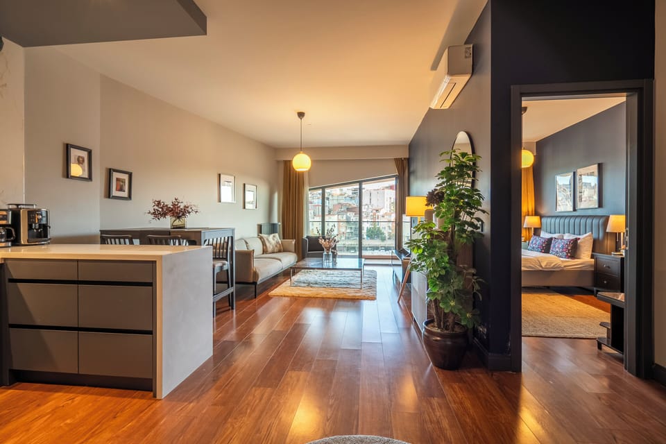 Luxury Apartment, Balcony, City View | Interior