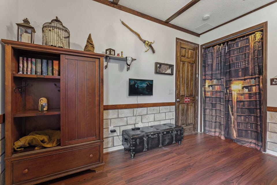 Calling all young wizards! Bedroom 3 Harry Potter themed with full/full bunk bed, and Smart TV