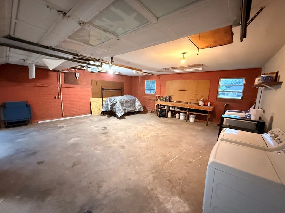 garage