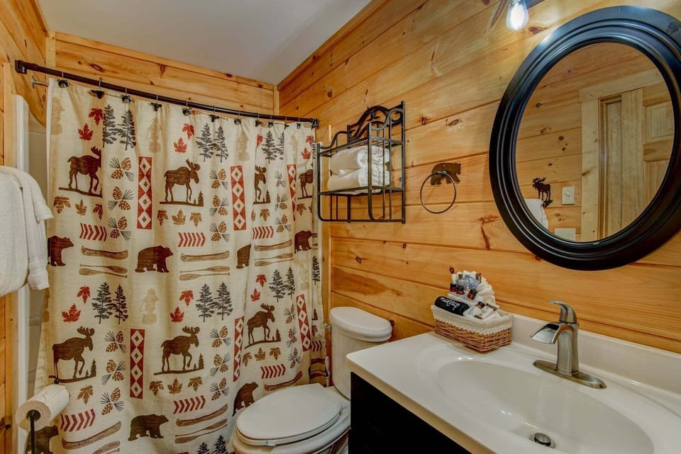 Dogwood Den Chalet in Beech Mountain