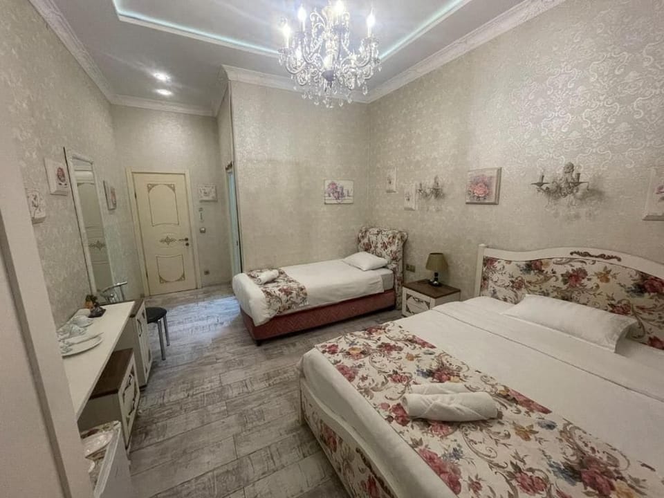 In-room safe, soundproofing, free WiFi
