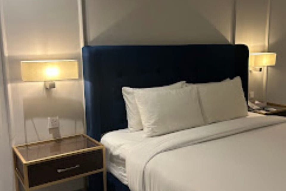 Deluxe Double Room, Mountain View | Soundproofing, iron/ironing board (on request), WiFi (free)