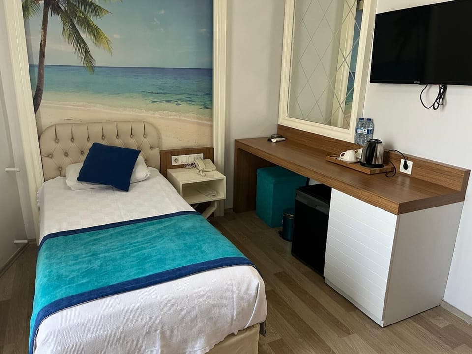 Basic Single Room | Free WiFi