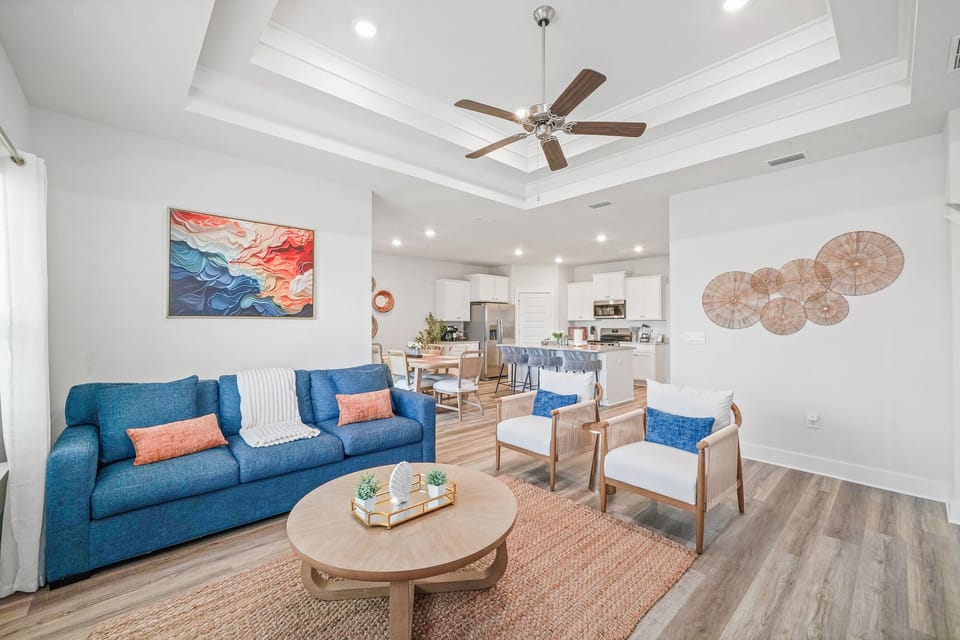 Spacious open living floor plan with comfortable seating
