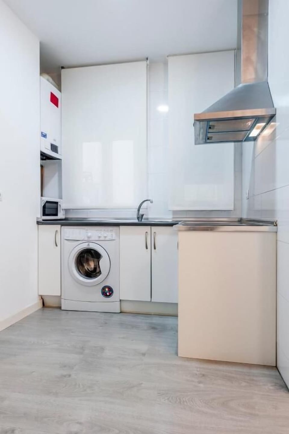 Apartment | Private kitchen | Dining tables