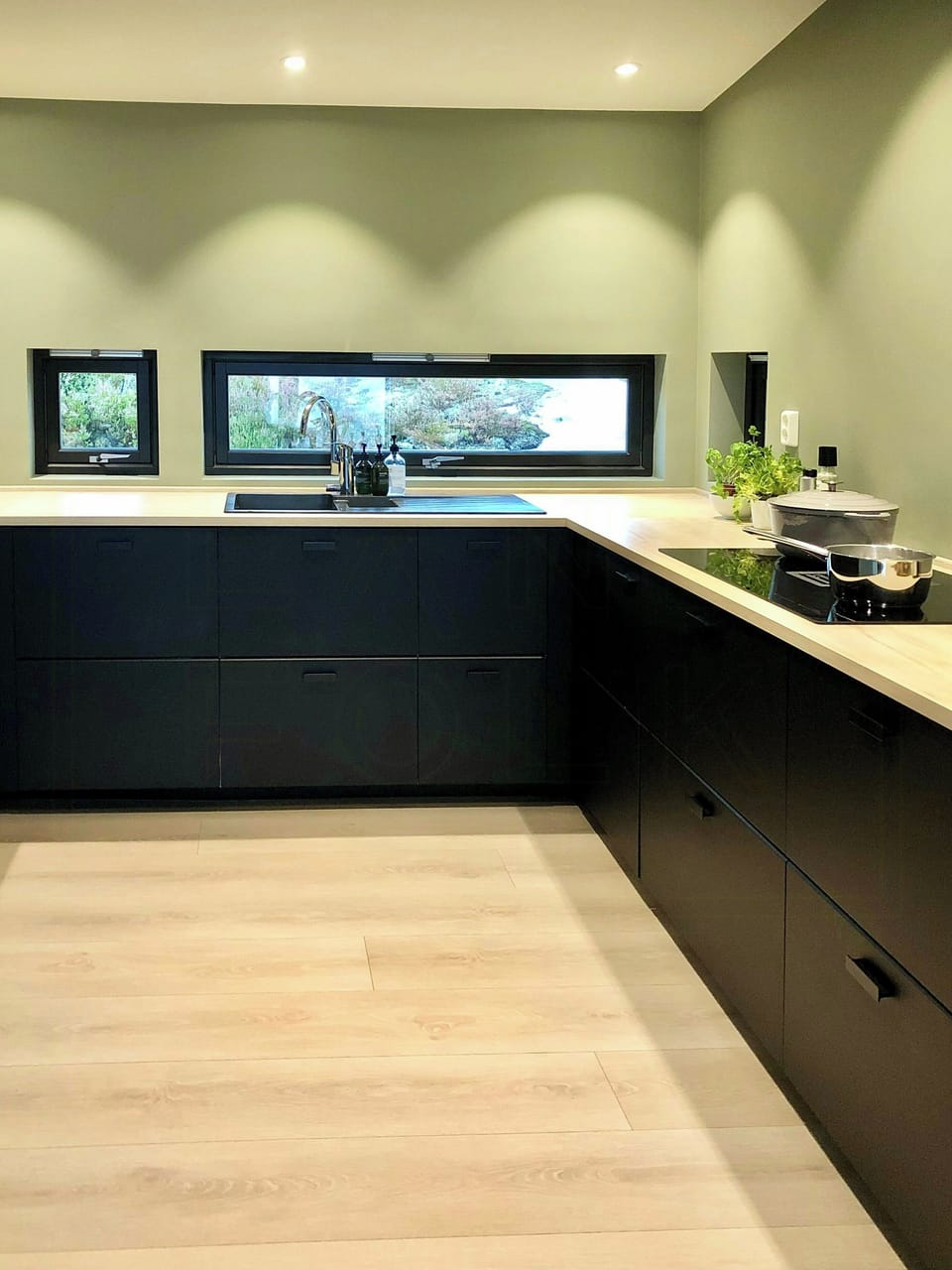 Private kitchen