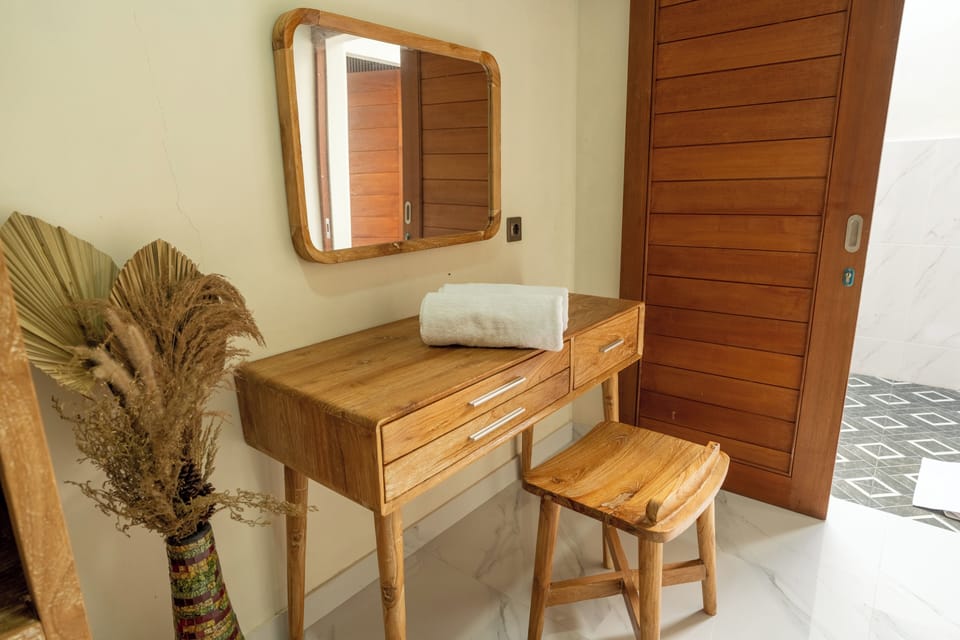 Deluxe Villa, 3 Bedrooms, Pool View | Interior
